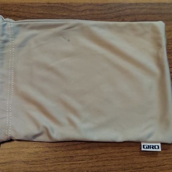 GIRO Dylan Anti-fog ski goggles Amber Scarlet/yellow lens. Brand new, never used - Picture 15 of 16